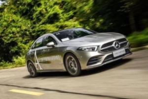 20萬左右的奔馳車有哪幾款 奔馳A級、奔馳B級、奔馳威霆三款車型