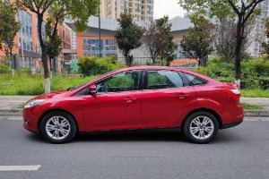 福克斯和英朗哪個(gè)好 福克斯動(dòng)力更強(qiáng)(英朗車(chē)長(zhǎng)4.6米)