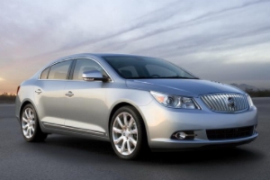 別克君越怎么樣 安全配置豐富、發(fā)動(dòng)機(jī)動(dòng)力充沛、車身外觀霸氣