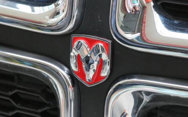 道奇的車(chē)標(biāo)歷史 一步一腳印的“做車(chē)人”
