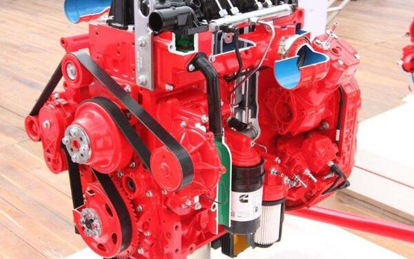 開創(chuàng)柴油發(fā)動機汽車先河 康明斯發(fā)動機配件有哪些