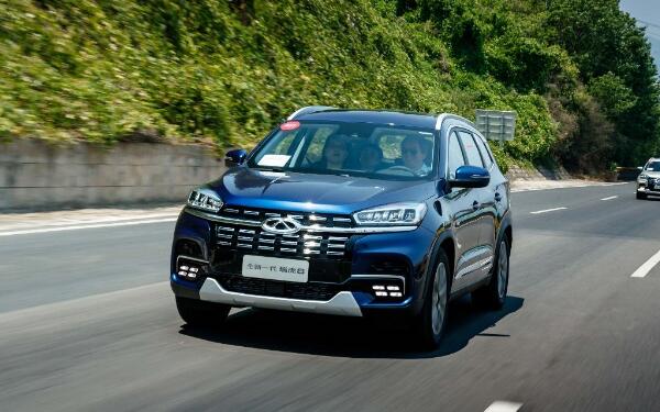 轉(zhuǎn)向不足和轉(zhuǎn)向過(guò)度如何判斷 汽車(chē)轉(zhuǎn)向不足如何處理