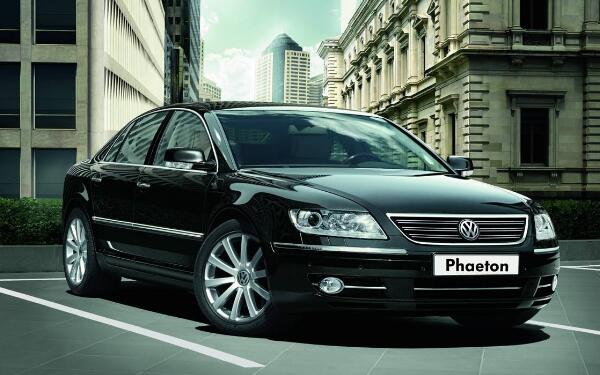 大眾最貴的旗艦車(chē)型 輝騰車(chē)價(jià)格多少
