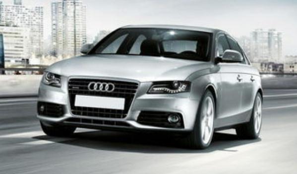 新款?yuàn)W迪A4旅行車家族上市，更新潮的“探索家”與“先鋒派”