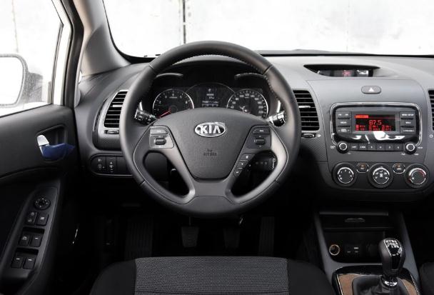 新款起亞K3正式上市，5種內(nèi)飾包滿足您所有需求