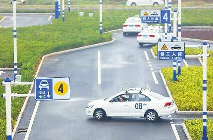 科目二考前不要練太多，不自卑不自負(fù)就好