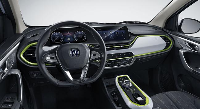 長(zhǎng)安奔奔E-Star國(guó)民版，只需30分鐘即充到80%