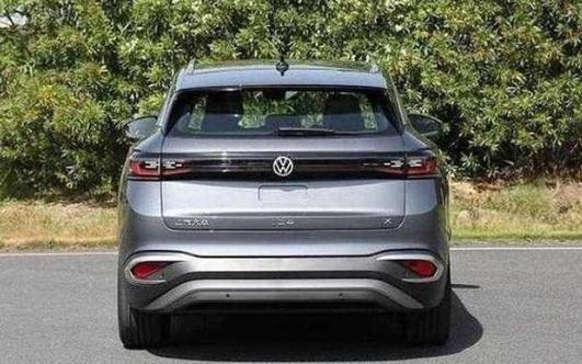 上汽大眾ID.4 X公布售價(jià)，提供402、520、555三種續(xù)航選擇