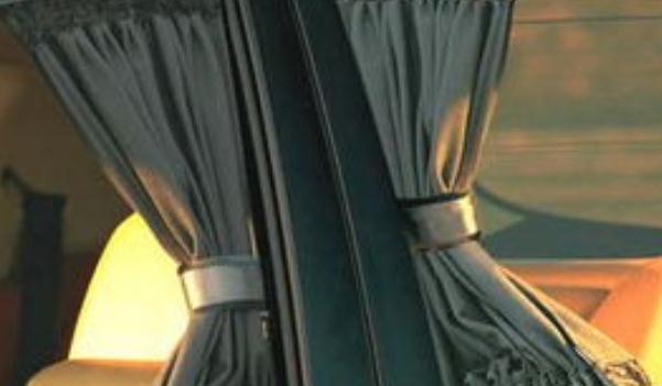 汽車遮陽(yáng)板，購(gòu)車均有配送（贈(zèng)送的不花錢但不好用）