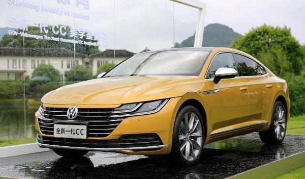 30萬(wàn)左右買什么車，最美車型大眾CC（最美的大眾車）