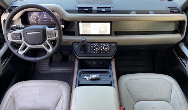 2021款路虎衛(wèi)士上市，野性更加霸氣強(qiáng)悍（動力大升級）