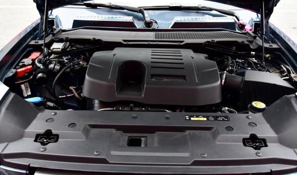 2021款路虎衛(wèi)士上市，野性更加霸氣強(qiáng)悍（動力大升級）