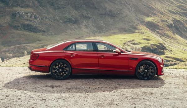 賓利飛馳V8售價，國內(nèi)售價251.8萬元（價格就是財富象征）