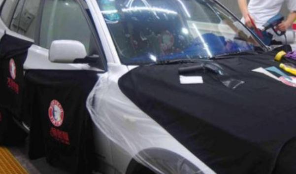 汽車貼膜學(xué)徒多久上手，選擇哪里學(xué)很重要（2-3月）