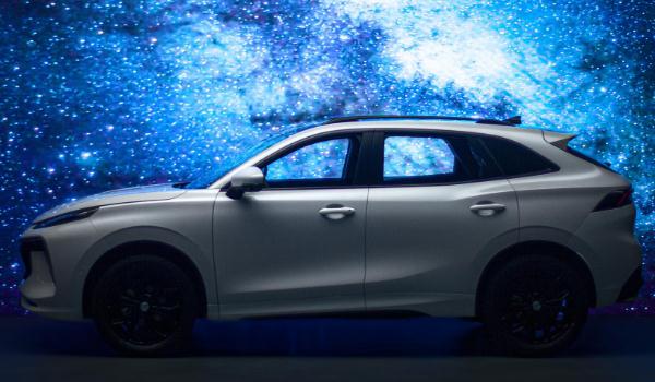 風(fēng)行T5 EVO上市，堪稱“潮牌SUV開創(chuàng)者”（時(shí)尚個(gè)性）