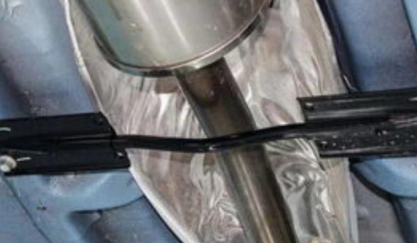 空腔注蠟，大眾是國(guó)內(nèi)第一家空腔注蠟的汽車生產(chǎn)商（穩(wěn)定性更好）