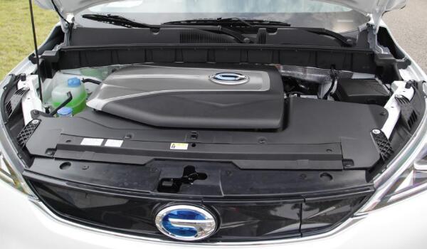 三元鋰電池最大續(xù)航410km 廣汽傳祺ge3純電動車價格