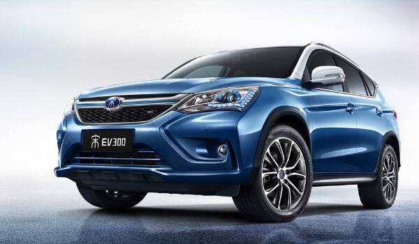 堅(jiān)挺36年口碑極佳神車(chē)桑塔納 便宜的家用汽車(chē)有哪些