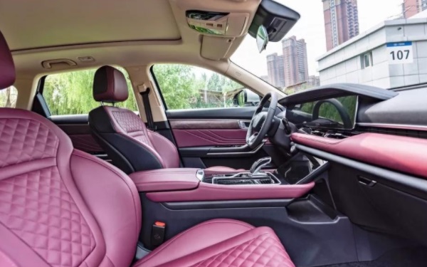 奔騰t99車型對(duì)比 奔騰t99落地多少錢