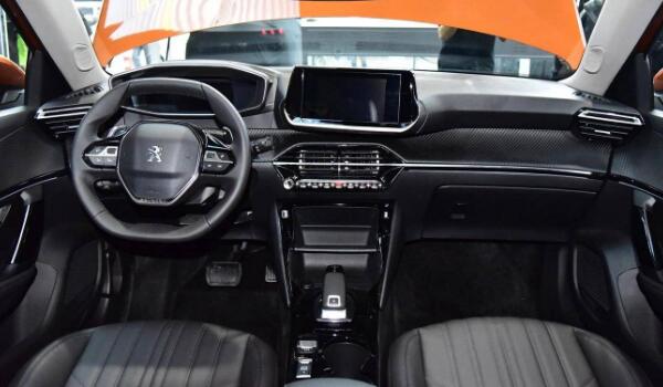 10萬1.2T法系合資緊湊suv 東風標致suv2008價格