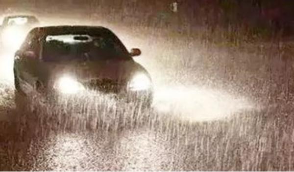 什么是前大燈雨霧模式，雨霧天氣安全駕駛（雨霧模式的必要性）