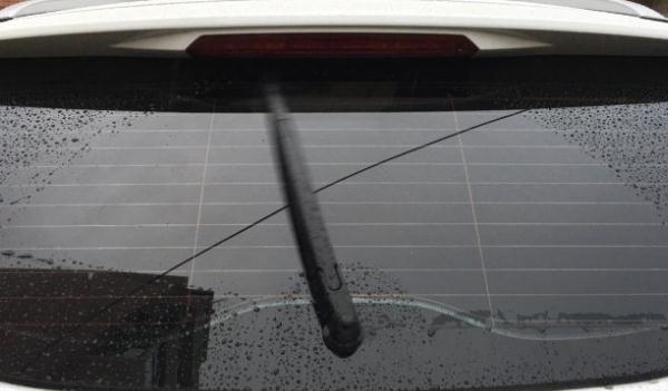 什么是后雨刷，智能化感應(yīng)更貼心（提供良好視野）