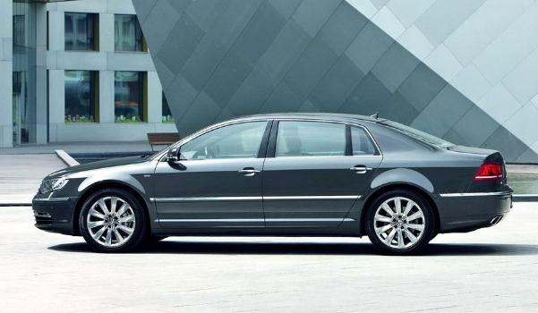 輝騰多少錢(qián)一輛，不怕奔馳寶馬，就怕大眾帶字母（奢華低調(diào)不起眼）