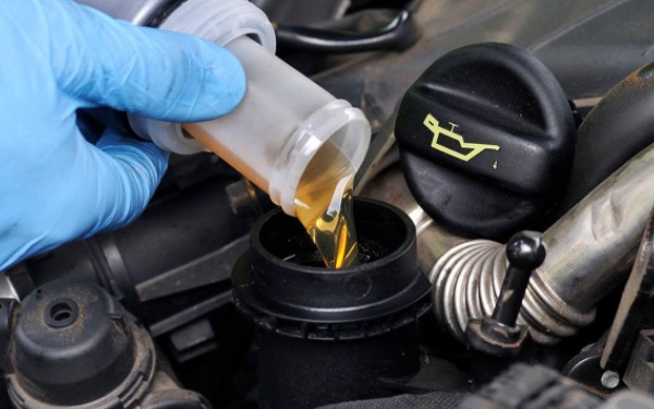 觀致SUV機油幾升 添加機油需要注意哪些