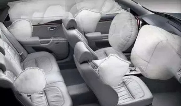 問界m5有幾個(gè)氣囊 采用了6個(gè)安全氣囊(壽命10年以上)