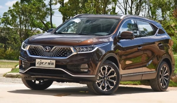 東南dx7的發(fā)動機(jī)配置 1.5T四缸渦輪增壓發(fā)動機(jī)