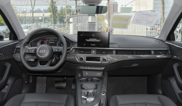 奧迪a4多少錢2021款落地價(jià) 2021款?yuàn)W迪a4落地39萬(wàn)