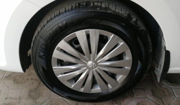 大眾桑塔納輪轂是多少寸的 桑塔納輪轂尺寸為15英寸