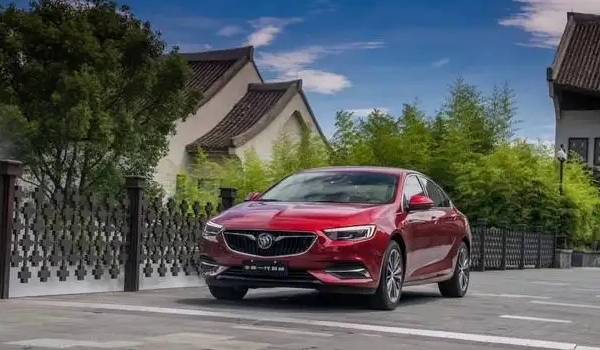 別克君威圖片與報價 最新2022款君威售價19萬