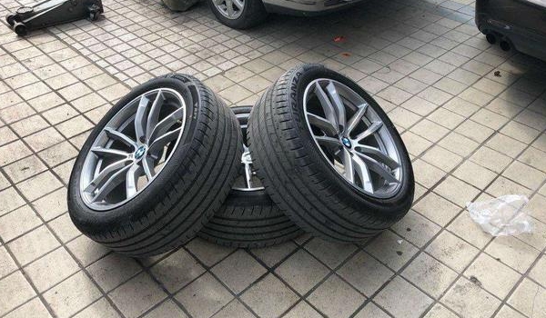 防爆胎和普通的輪胎有什么區(qū)別 具體分三方面（材質(zhì)/防爆標(biāo)識/安全性）