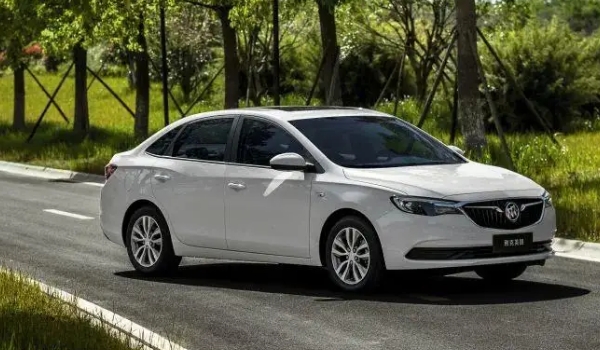 十萬(wàn)左右買什么車好 這十款經(jīng)典的緊湊型轎車值得一看