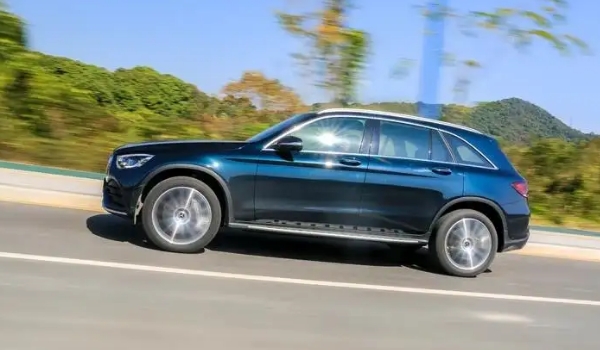 奔馳suv全部車型價(jià)格 在售的、停售的車型共有29款（最低報(bào)價(jià)27萬(wàn)起）