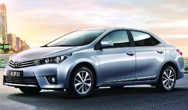 豐田卡羅拉分期付款首付多少 分期首付3萬(wàn)(36期月供2567)