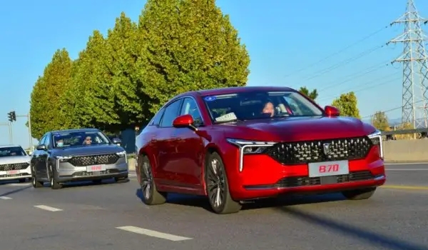 奔騰b70二手車價格，市場最低成交價不到1萬