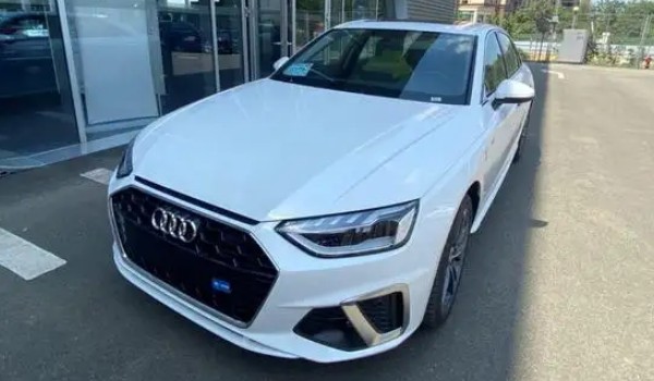 奧迪a4報(bào)價(jià)及圖片2022款 奧迪a4售價(jià)25萬一臺(分期首付7萬)