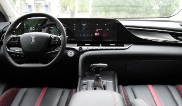 奔騰t55配置參數(shù)，1.5T動力同級優(yōu)秀（主被動安全配置全面）