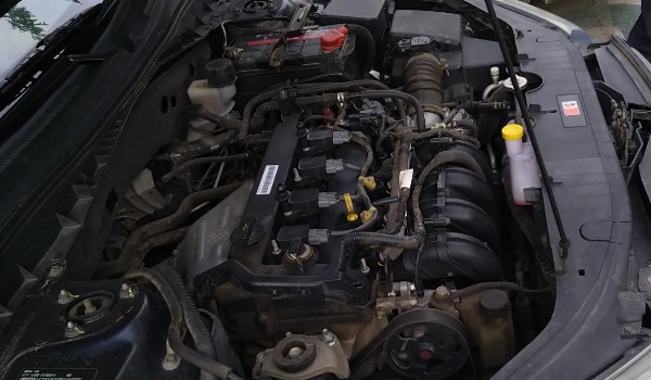 奔騰b70是進口發(fā)動機嗎，一汽集團自主研發(fā)（動力吊錘同價位日系車）