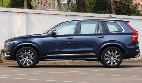 沃爾沃XC90價(jià)格2022款 XC90售價(jià)50萬(wàn)一臺(tái)(二手價(jià)25萬(wàn))