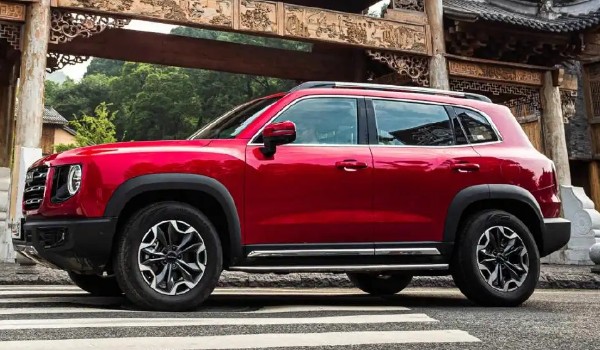 新款哈弗大狗詳細參數(shù)介紹 搭載2.0T發(fā)動機(車身長達4.6米)