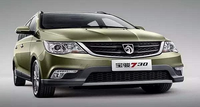 新款寶駿730自動(dòng)擋多少錢，落地價(jià)10萬(wàn)左右經(jīng)濟(jì)實(shí)惠