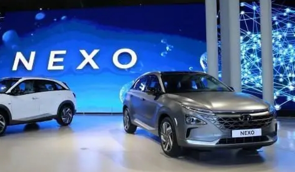 氫能源動力汽車有哪些品牌，現(xiàn)有四個(gè)（大通/豐田/本田/現(xiàn)代）