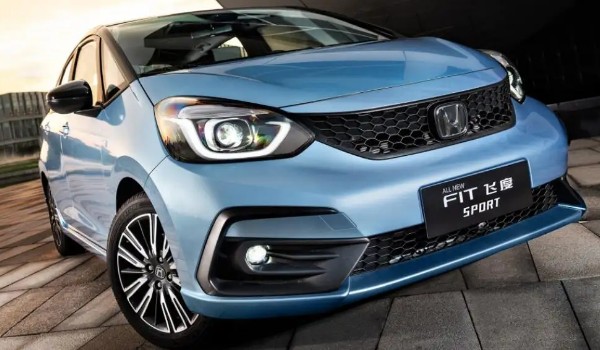 本田飛度2022款圖片及報(bào)價(jià) 飛度售價(jià)8萬一臺(tái)(二手價(jià)5萬元)