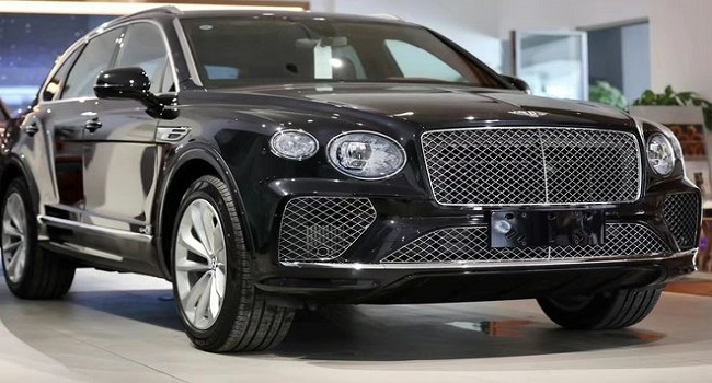 賓利添越混動(dòng)版價(jià)格，可電可油霸氣無比