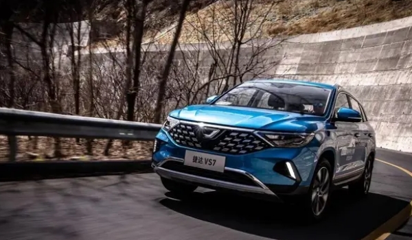 捷達(dá)suv新款vs7質(zhì)量怎么樣，市場(chǎng)口碑極佳（同價(jià)位suv中配置最豐富）
