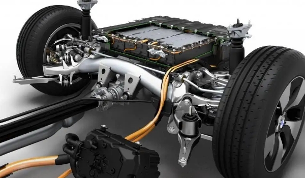 插電混動好還是油電混動好，插電混動油耗更低（油電混動更便利）