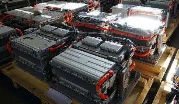 比亞迪換電池多少錢，差不多6萬元左右